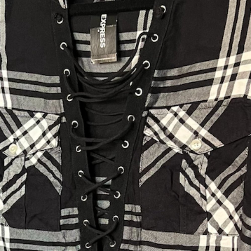 Express Cross Drawstring Plaid Top - Picture 4 of 7